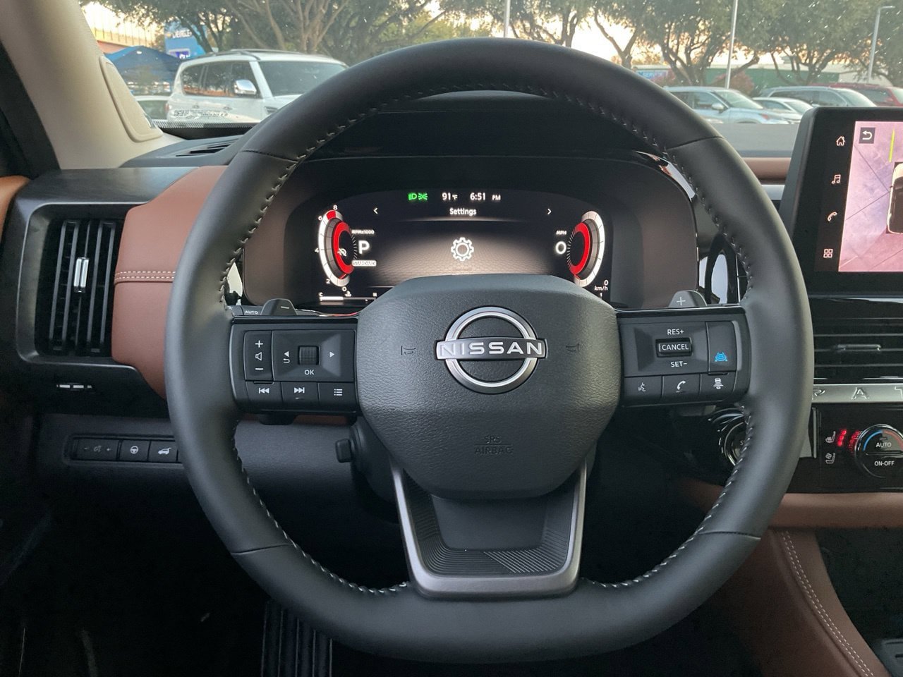 New 2026 Nissan Pathfinder Platinum FWD image 36