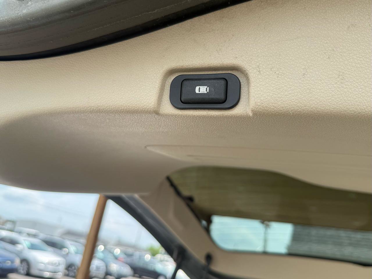 Used 2005 Ford Freestar SEL FWD image 58