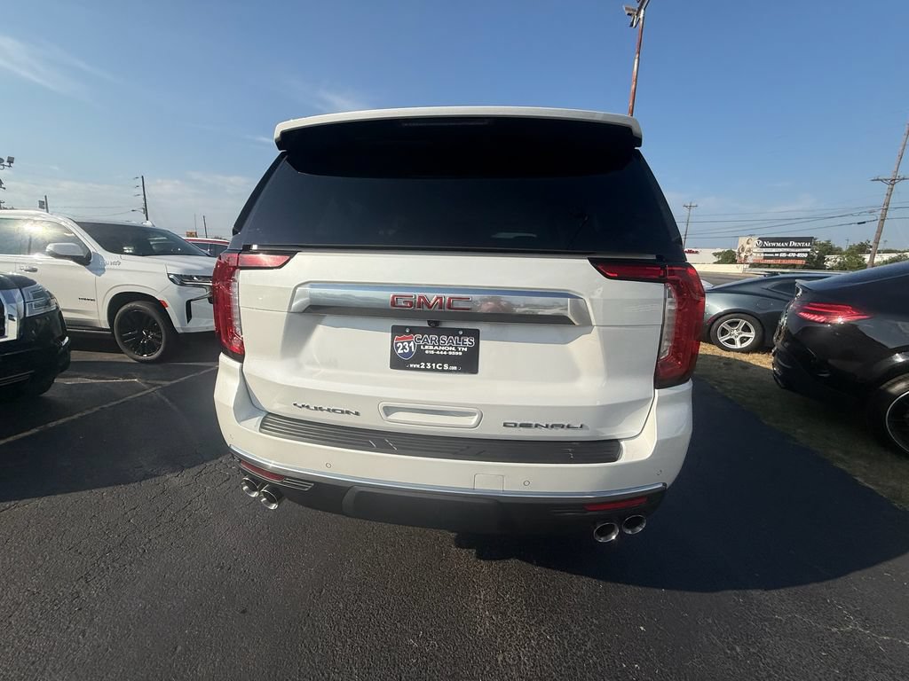Used 2023 GMC Yukon XL Denali AWD/4WD image 4