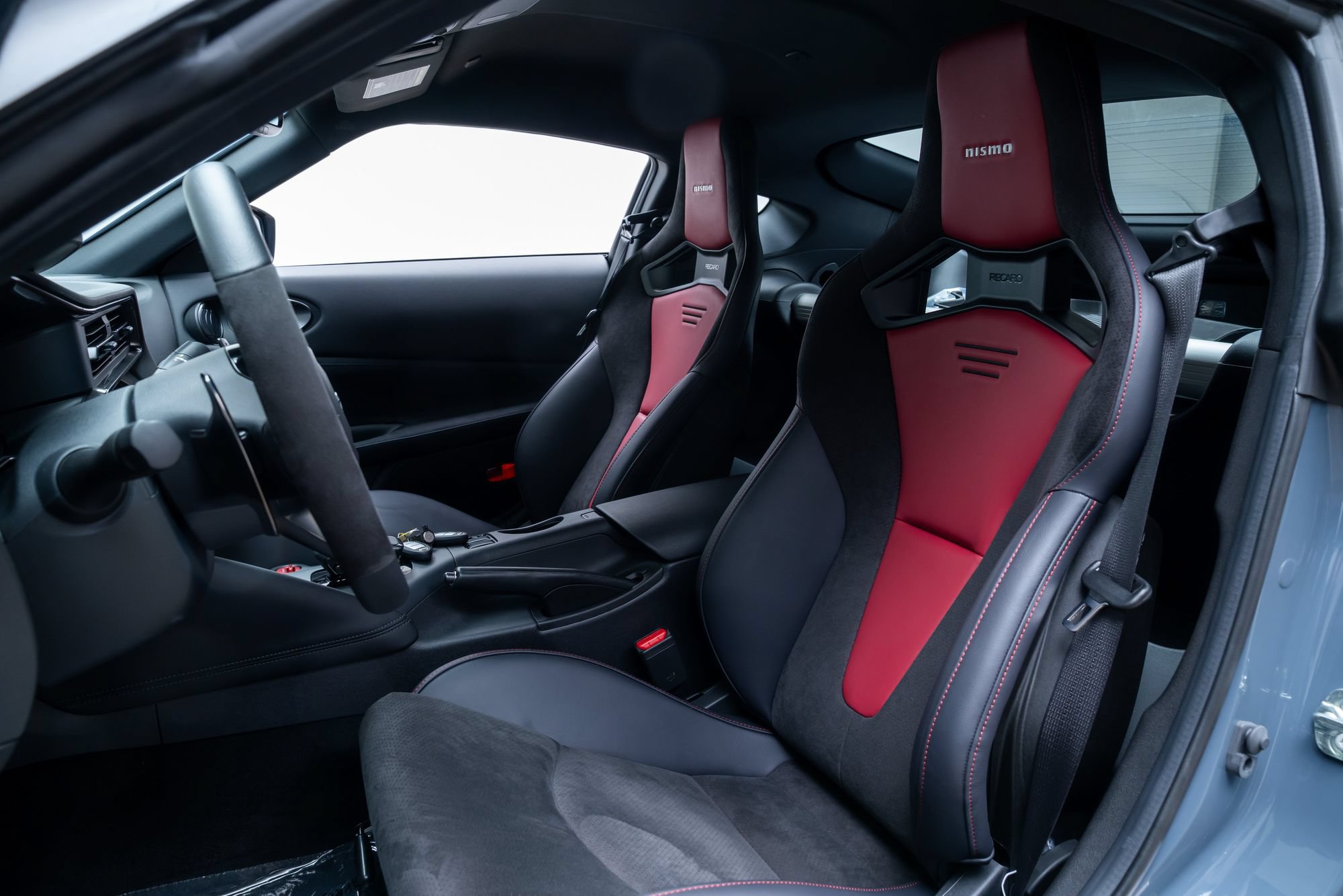 Used 2024 Nissan Z NISMO w/ Floor Mat Package RWD image 19