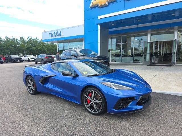 Used 2022 Chevrolet Corvette Stingray Preferred Cpe w/ Z51 Performance Package RWD image 1