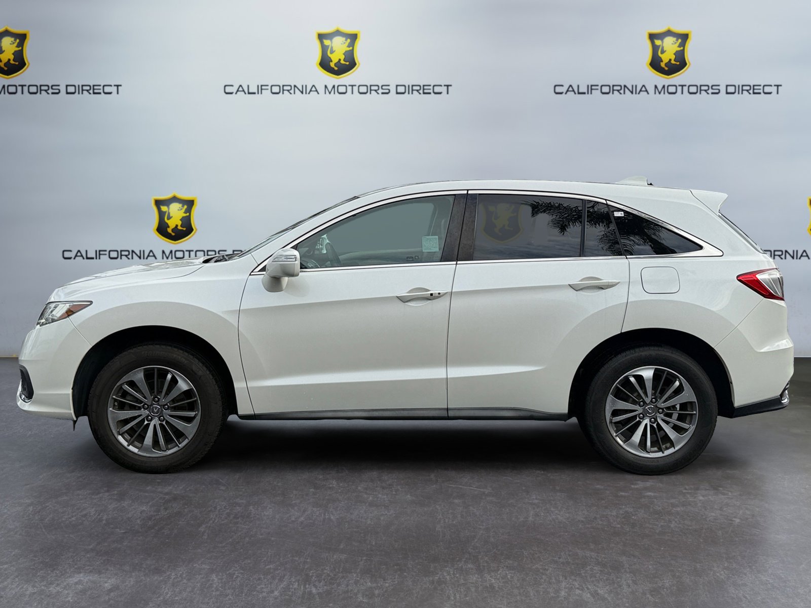 Used 2016 Acura RDX FWD w/ Advance Package image 2