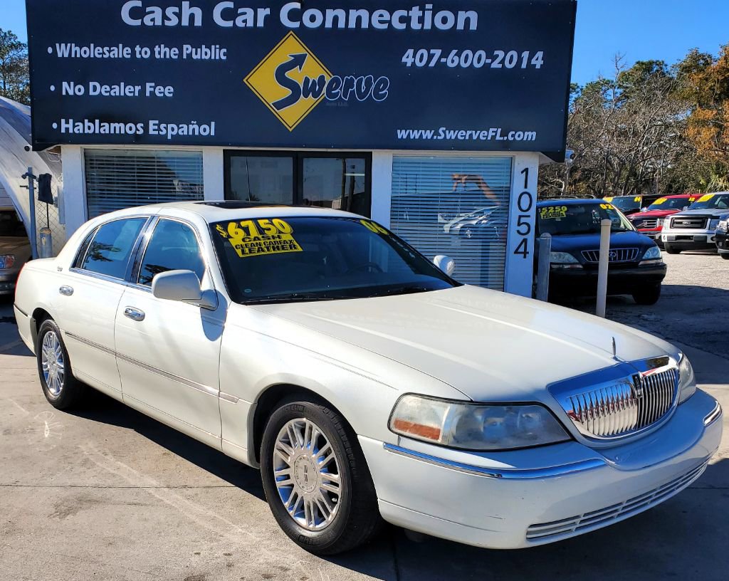 Used 2006 Lincoln Town Car Signature Limited