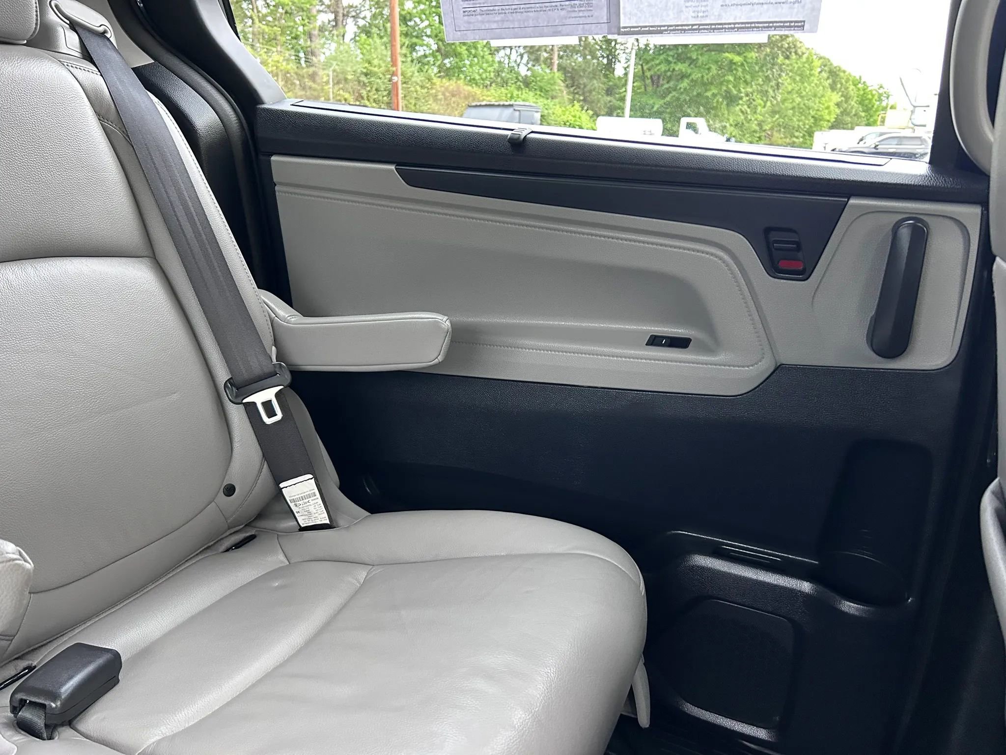 Used 2018 Honda Odyssey EX-L image 31