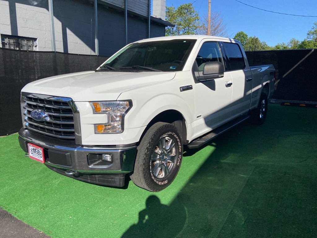Used 2017 Ford F150 XLT w/ Equipment Group 301A Mid AWD/4WD image 11