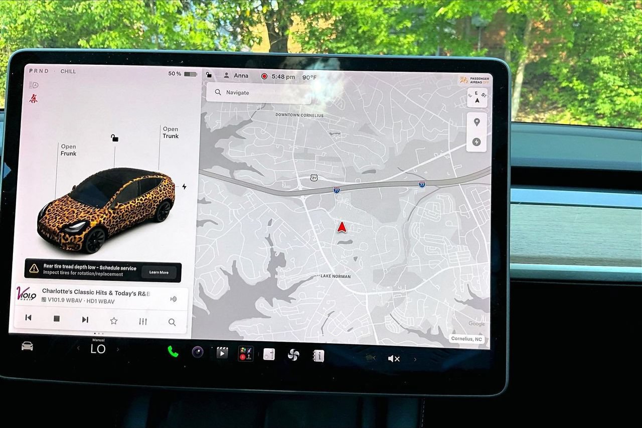 Used 2021 Tesla Model Y Long Range AWD/4WD image 13