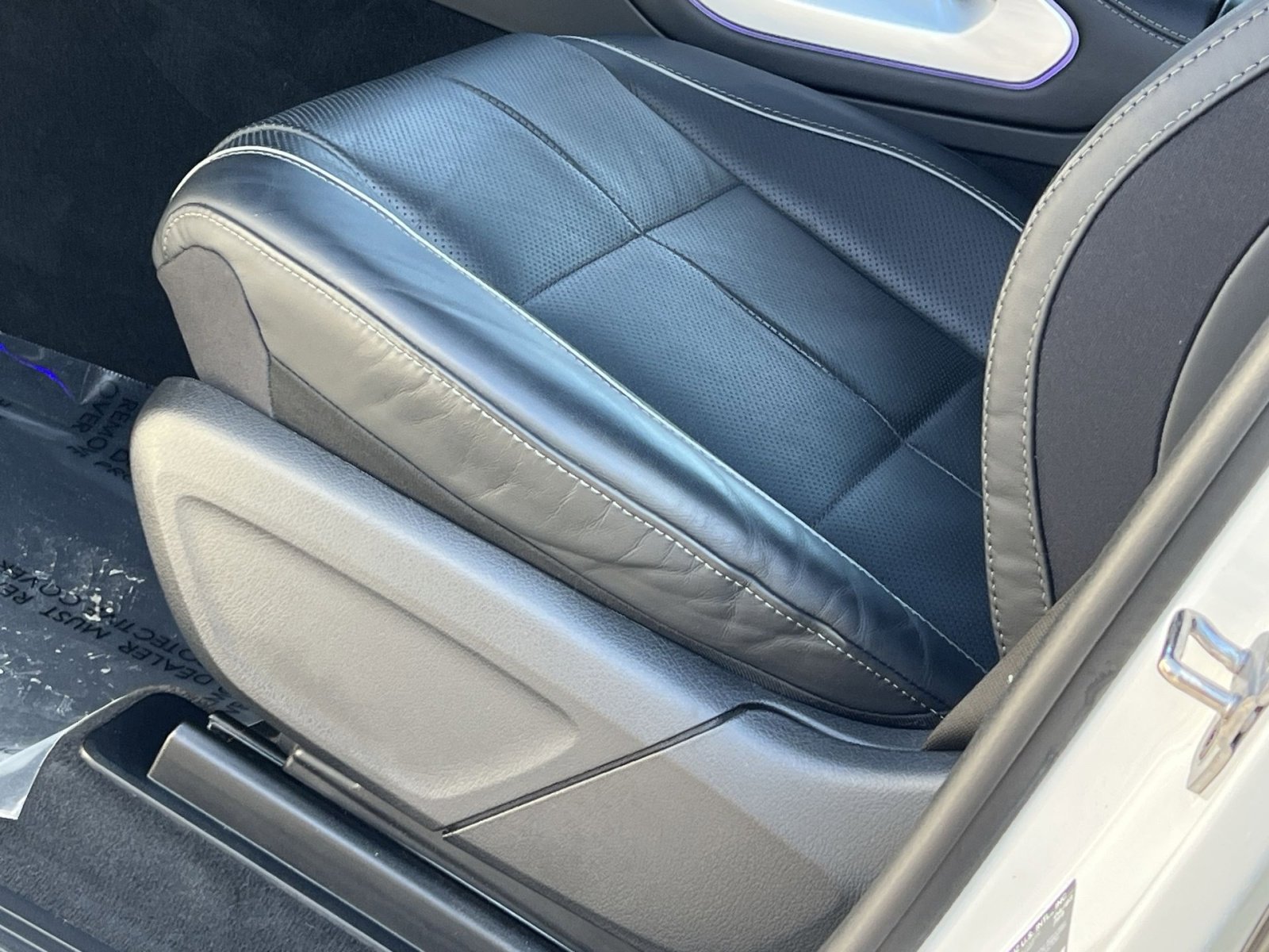 Used 2023 Mercedes-Benz GLS 580 4MATIC image 12