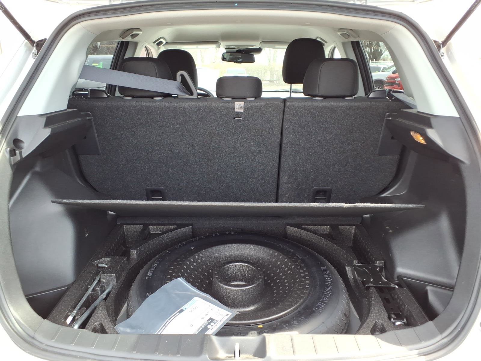 Used 2025 Mitsubishi Outlander Sport LE AWD/4WD image 29