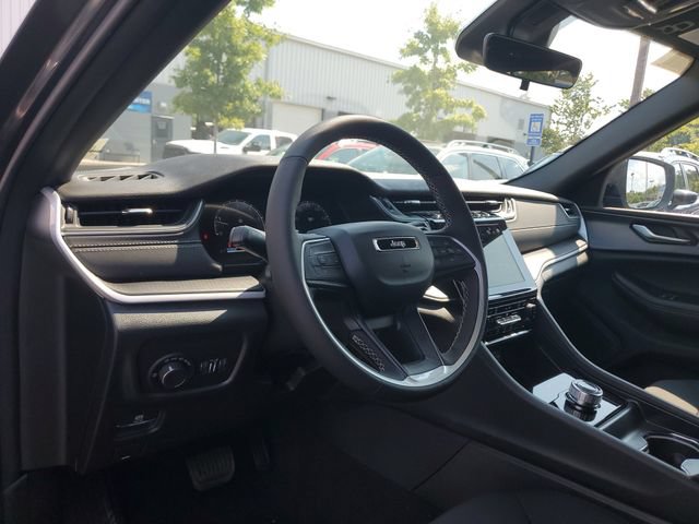 New 2026 Jeep Grand Cherokee Laredo X RWD image 20