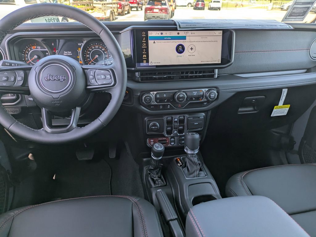 New 2025 Jeep Wrangler Unlimited Rubicon image 29