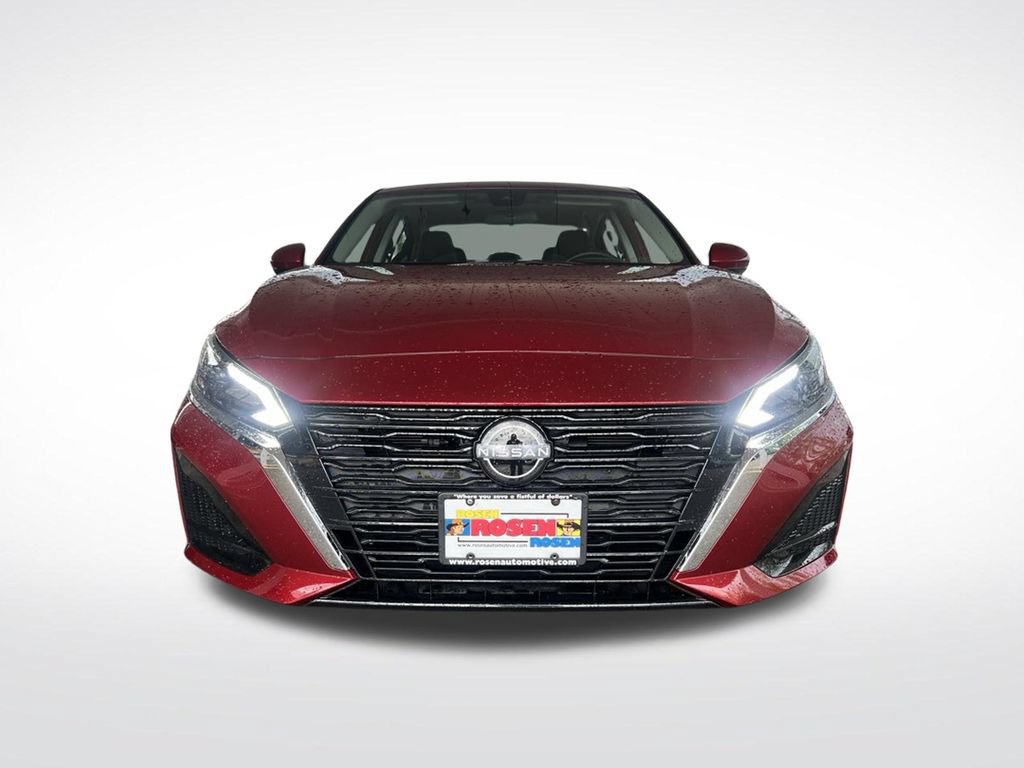 Certified 2023 Nissan Altima 2.5 SV AWD/4WD image 2