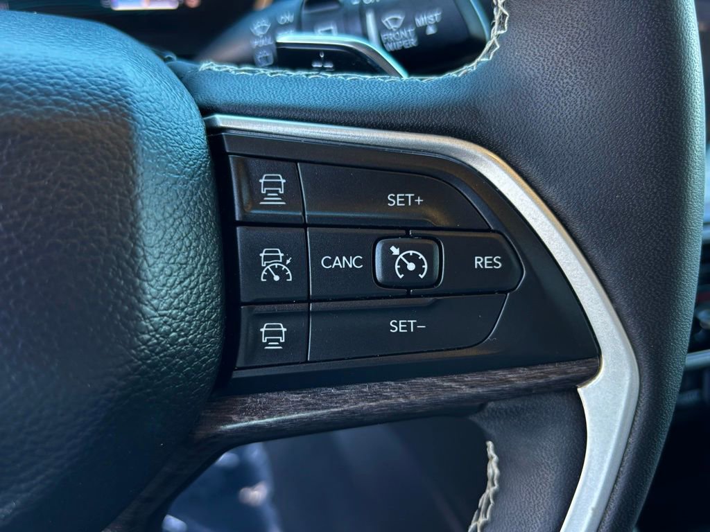 Used 2022 Jeep Grand Cherokee Limited 4xe image 19