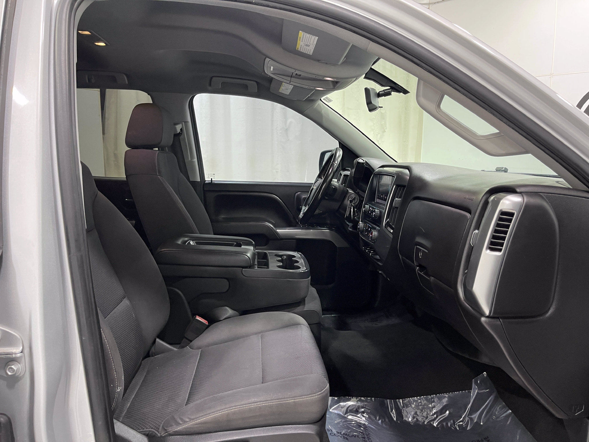 Used 2018 Chevrolet Silverado 1500 LT w/ Trailering Package AWD/4WD image 29