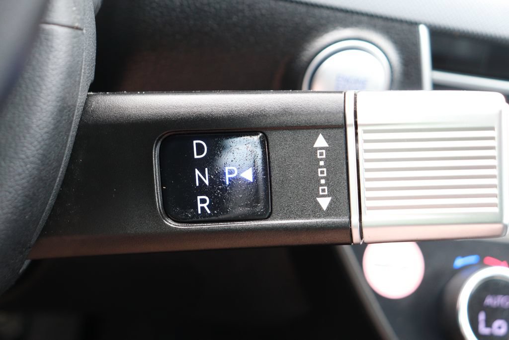 Used 2024 Ford Escape ST-Line FWD image 25