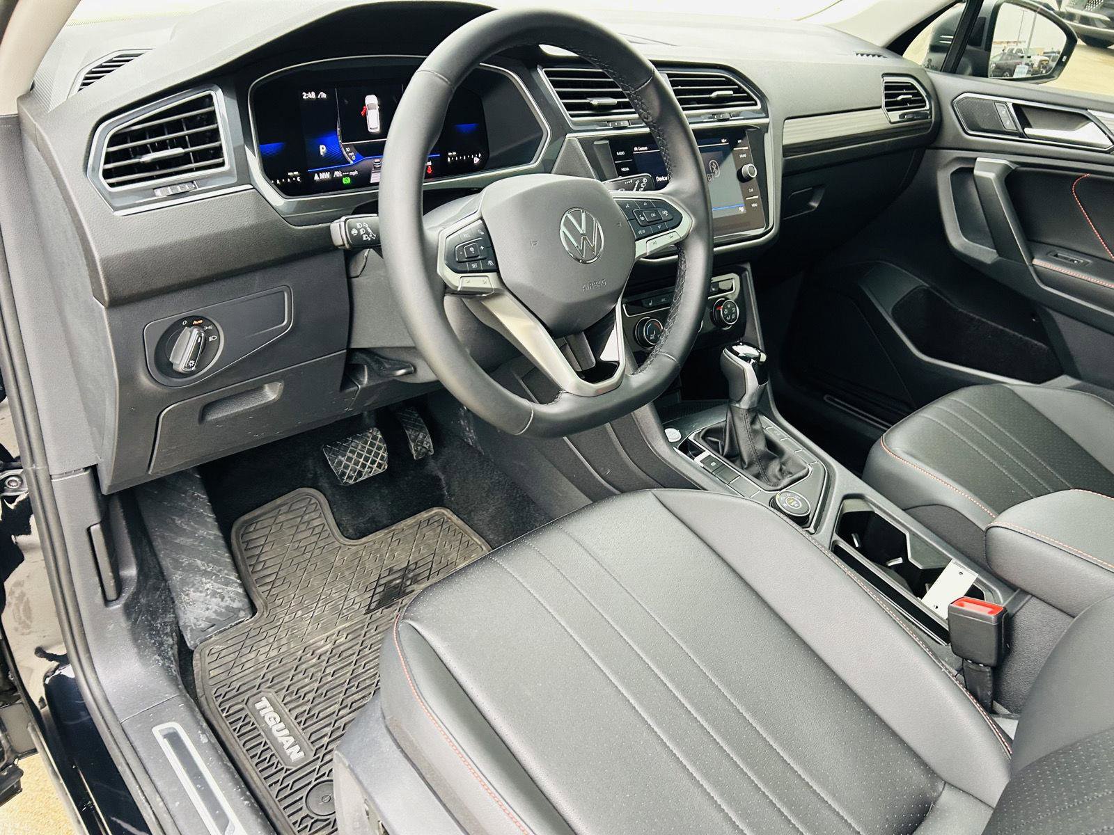 Used 2024 Volkswagen Tiguan Wolfsburg Edition w/ Panoramic Sunroof Package image 13