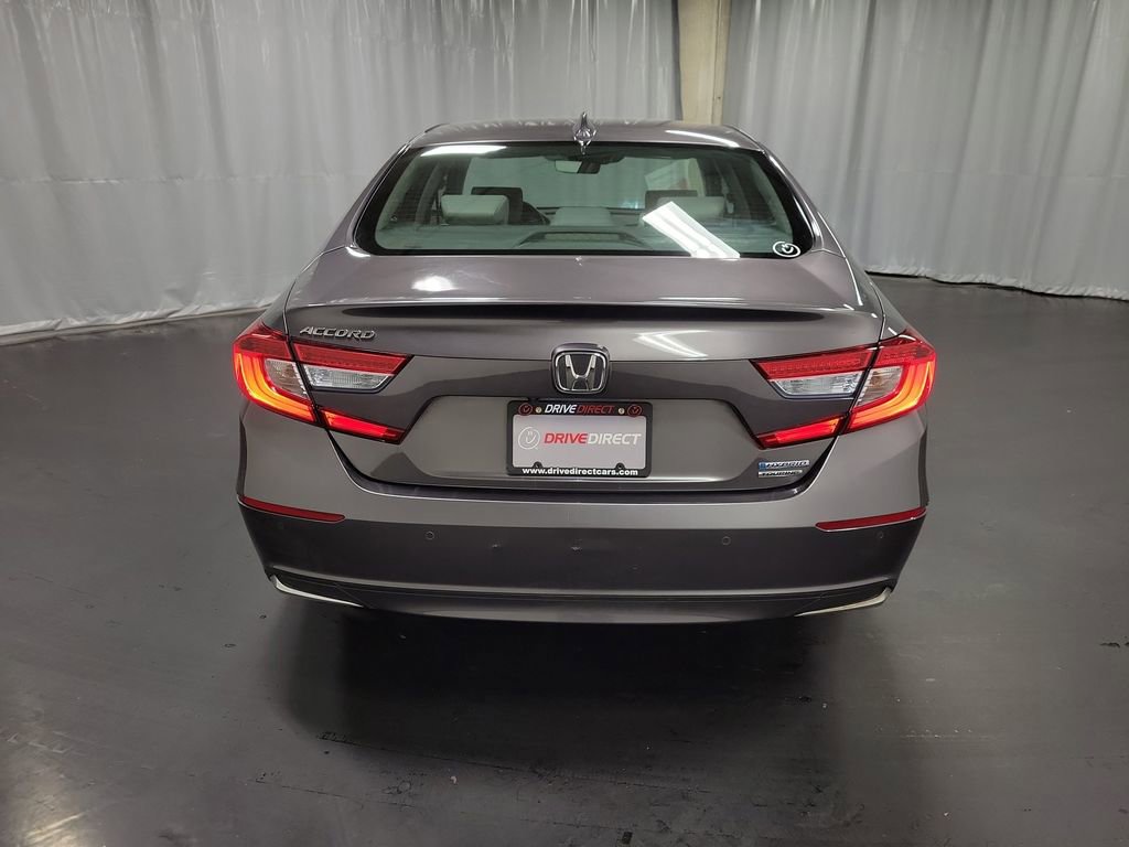 Used 2018 Honda Accord Touring image 7