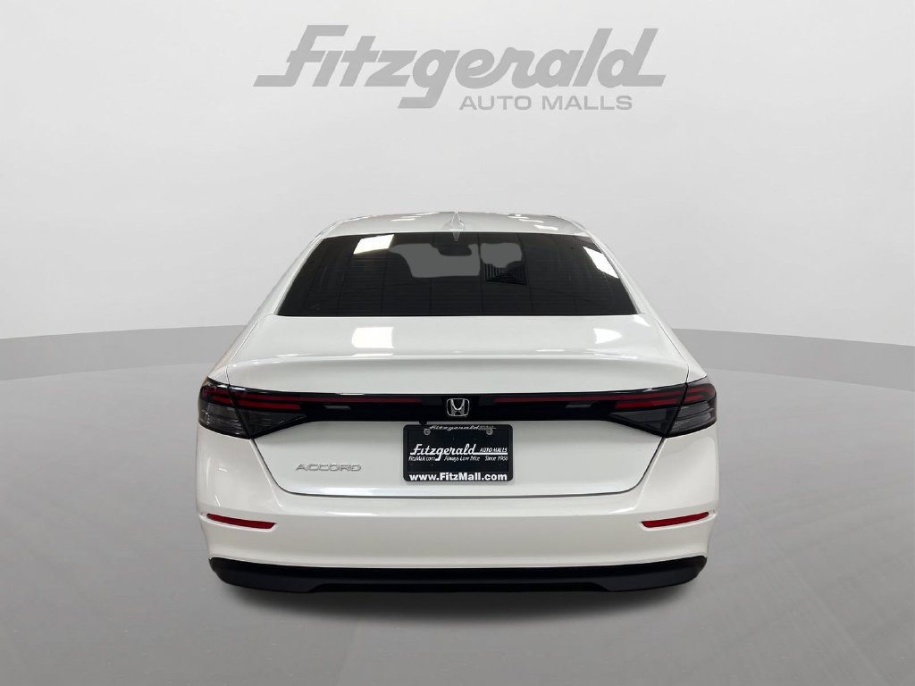 Used 2023 Honda Accord EX image 5