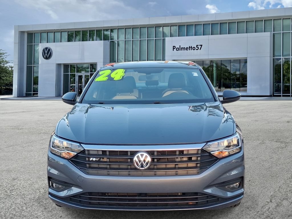 Certified 2021 Volkswagen Jetta R-Line FWD image 2
