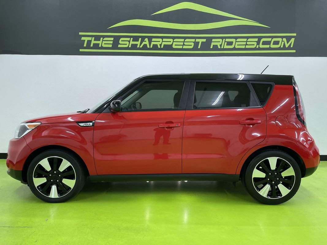 Used 2019 Kia Soul + FWD image 6