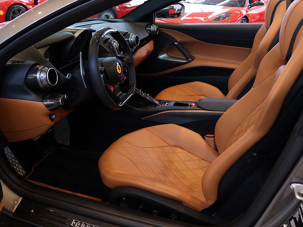 Certified 2022 Ferrari 812 GTS RWD image 4