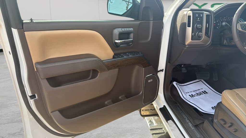 Used 2018 GMC Sierra 1500 Denali AWD/4WD image 47