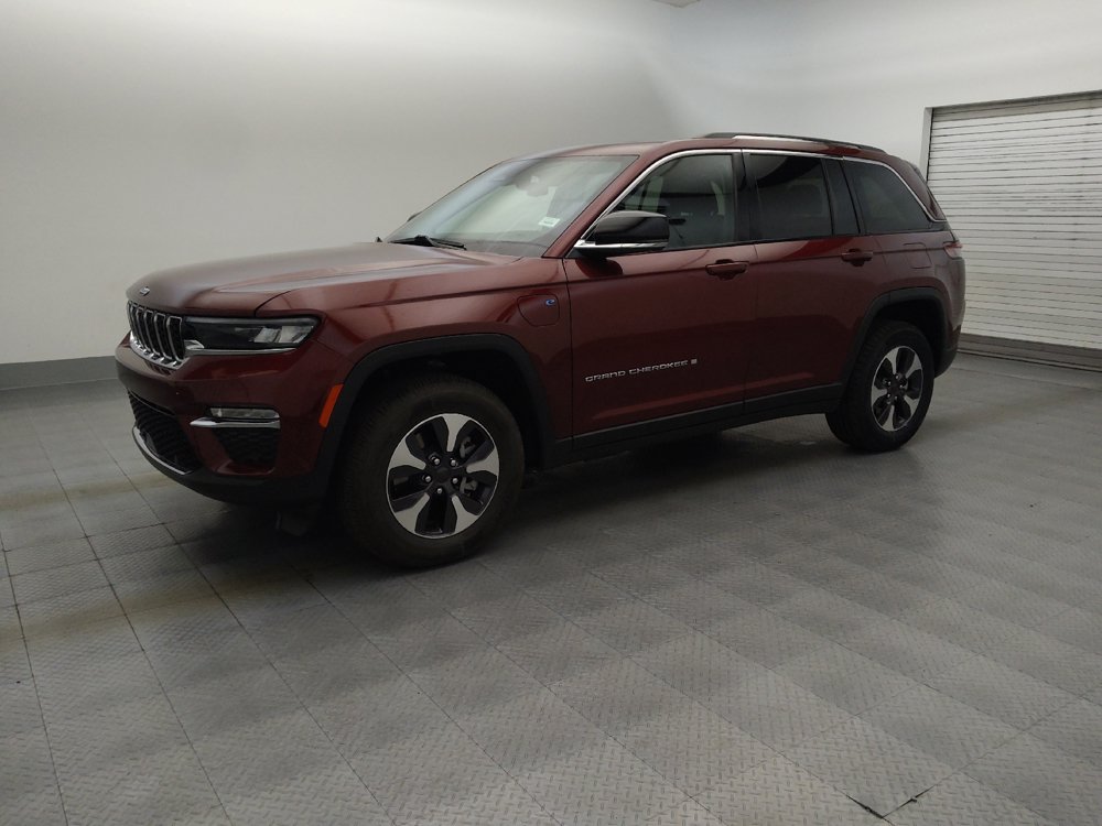Used 2023 Jeep Grand Cherokee 4WD 4xe w/ Luxury Tech Group II image 2