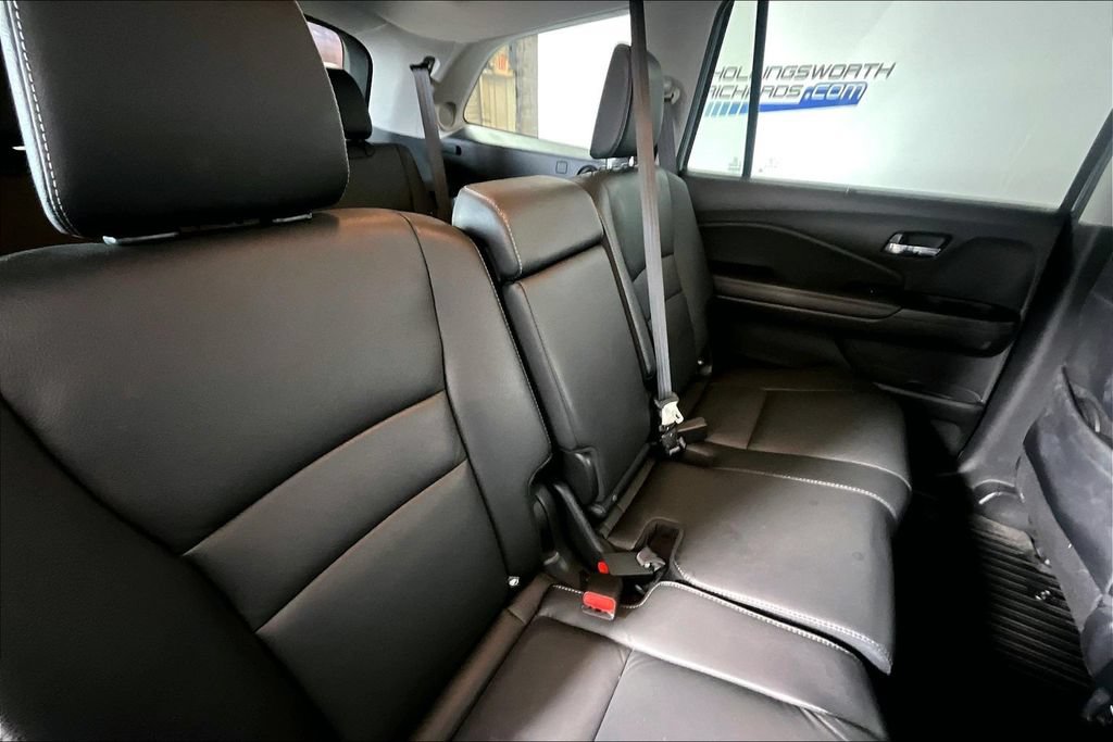 Used 2022 Honda Pilot Touring image 22