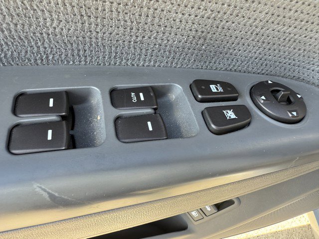 Used 2010 Hyundai Sonata GLS image 19