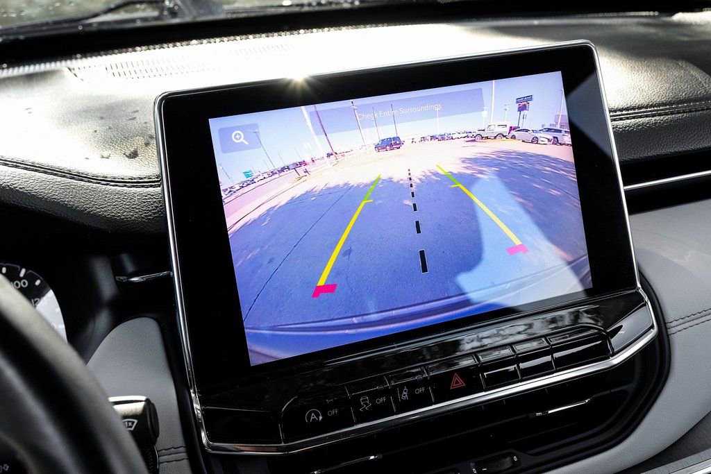 Used 2022 Jeep Compass Limited image 30