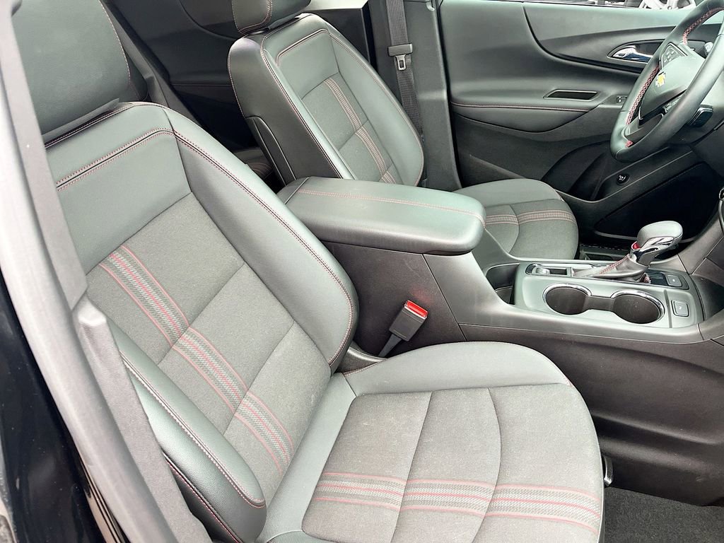Used 2024 Chevrolet Equinox RS image 27