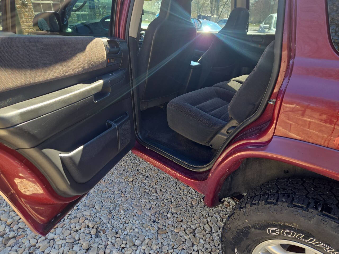 Used 2003 Dodge Durango SLT AWD/4WD image 17