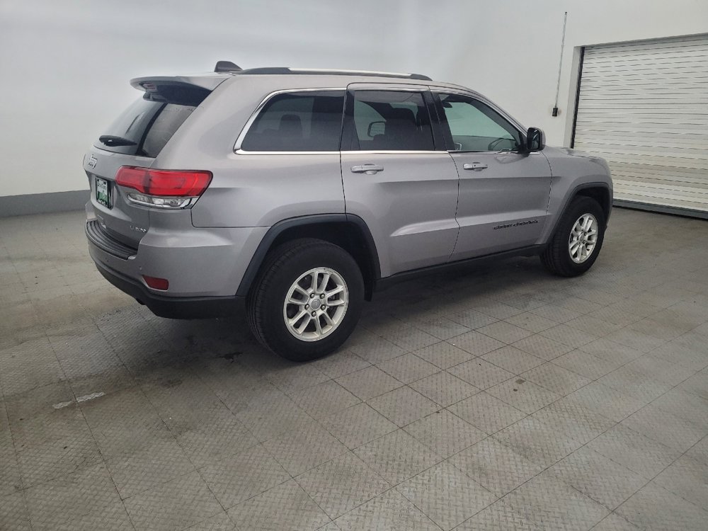 Used 2019 Jeep Grand Cherokee Laredo AWD/4WD image 10