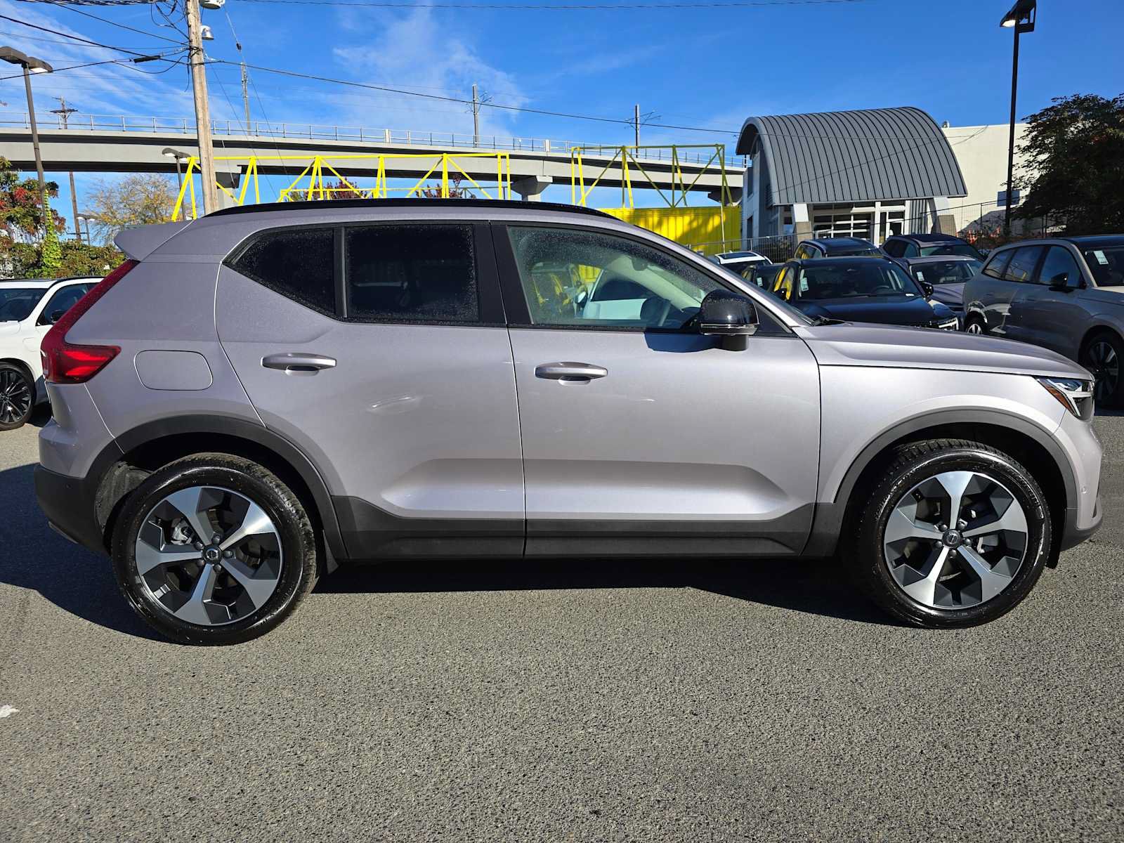 New 2026 Volvo XC40 B5 Plus w/ Protection Package Premier AWD/4WD image 10