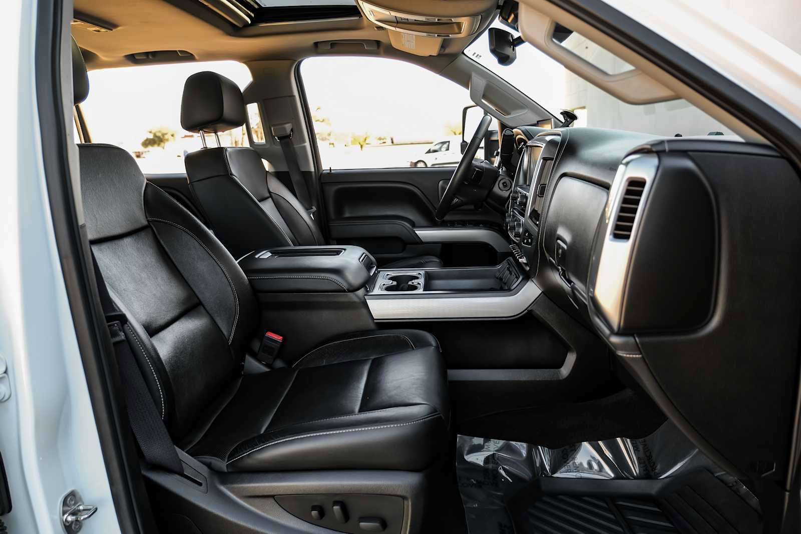 Used 2016 Chevrolet Silverado 3500 LTZ w/ Duramax Plus Package image 37