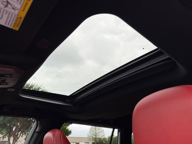 Used 2023 Toyota Highlander XSE AWD/4WD image 26