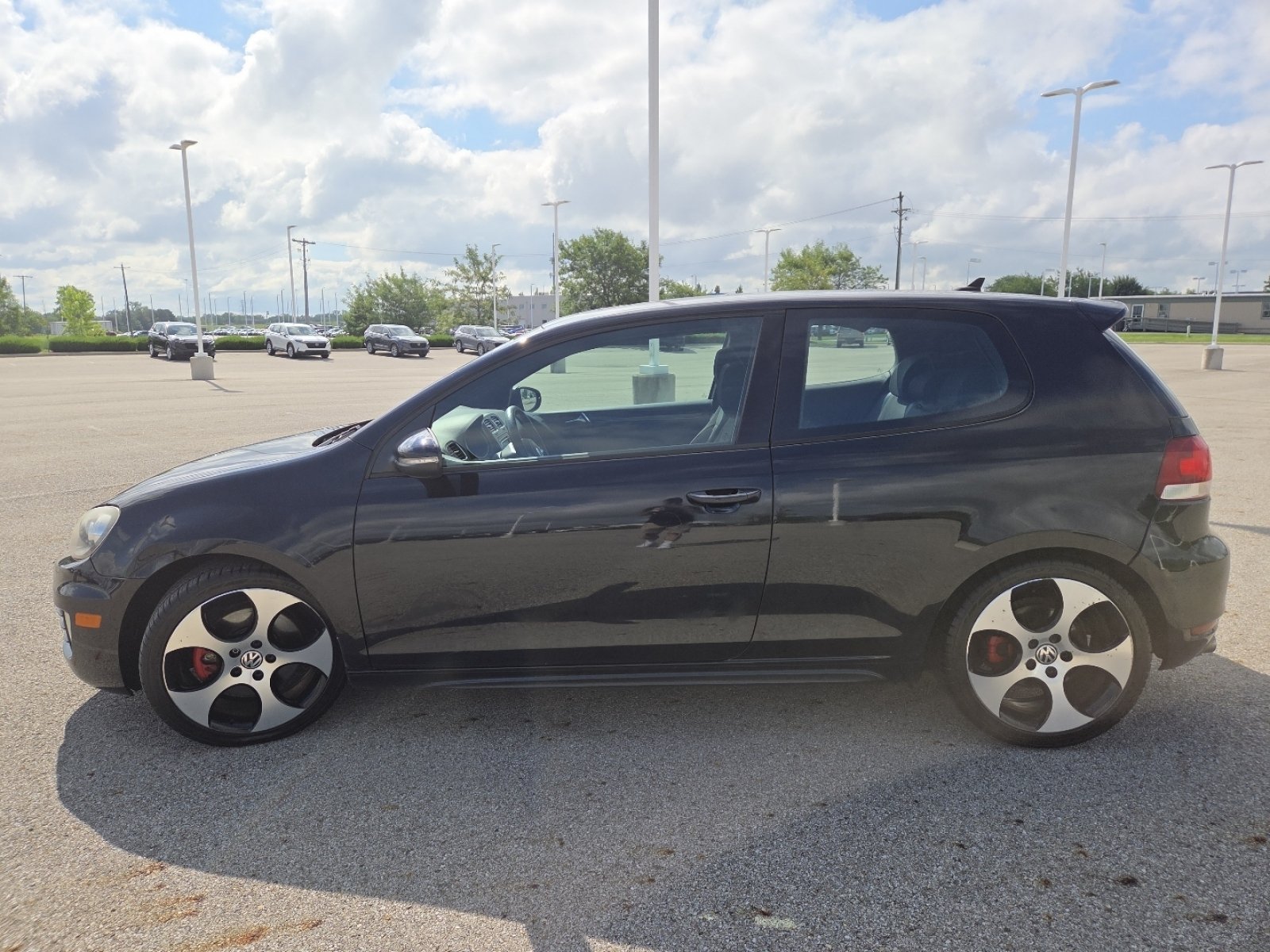 Used 2011 Volkswagen GTI 2-Door FWD image 13