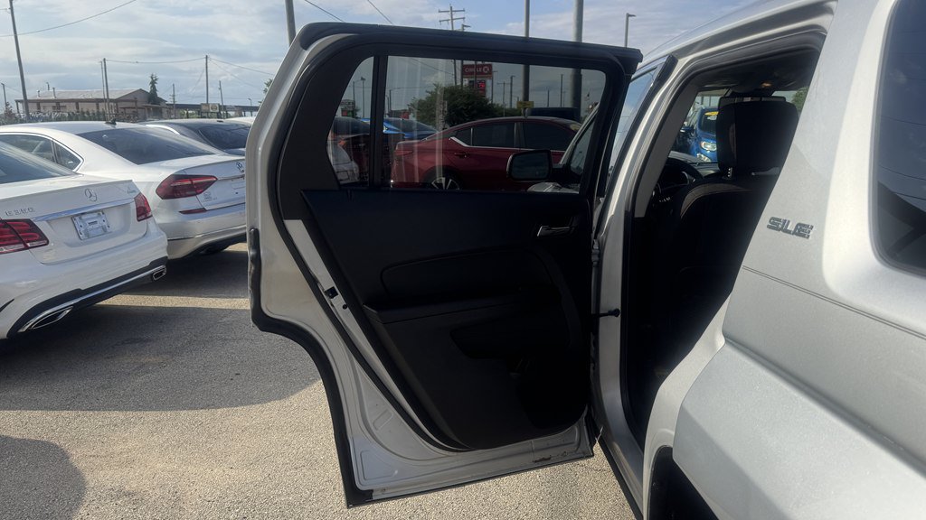 Used 2017 GMC Terrain SLE FWD image 21