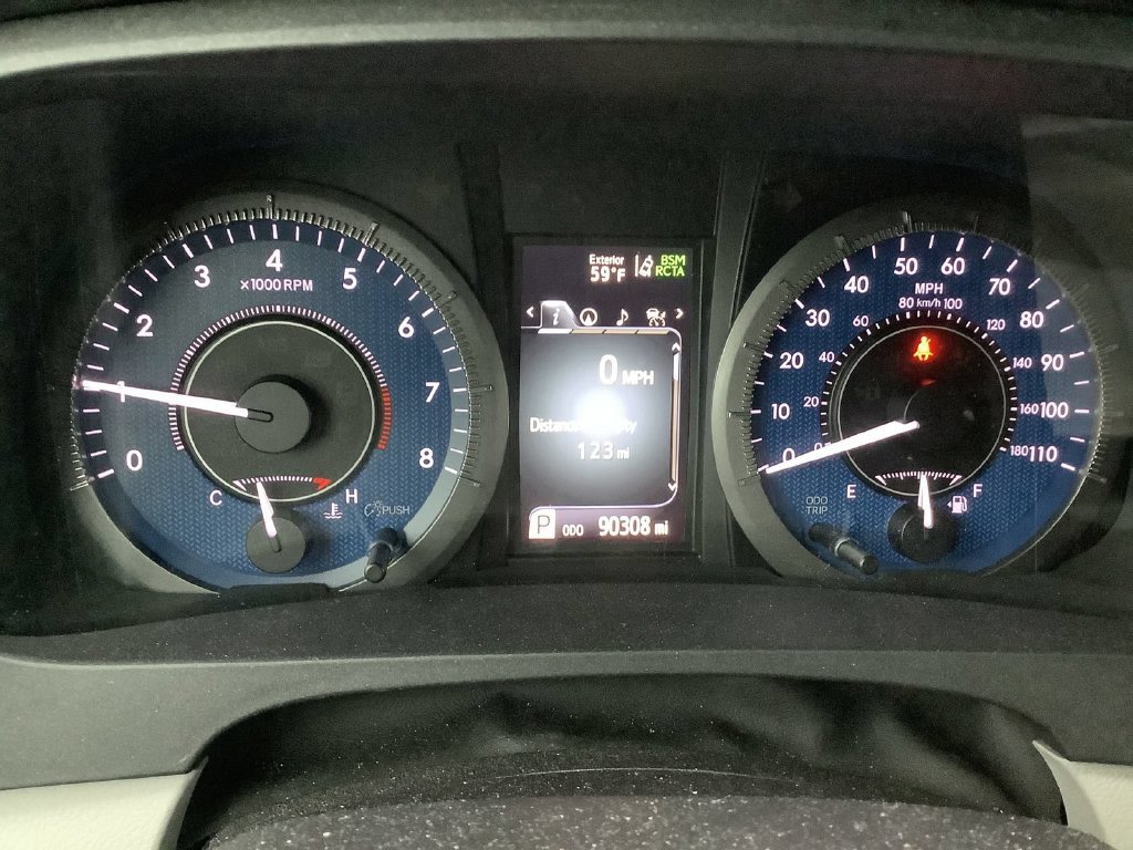 Used 2018 Toyota Sienna XLE w/ XLE Navigation Package AWD/4WD image 9