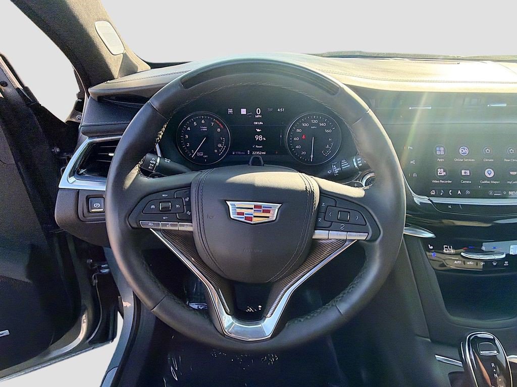 Certified 2025 Cadillac XT6 Premium Luxury w/ Platinum Package image 12