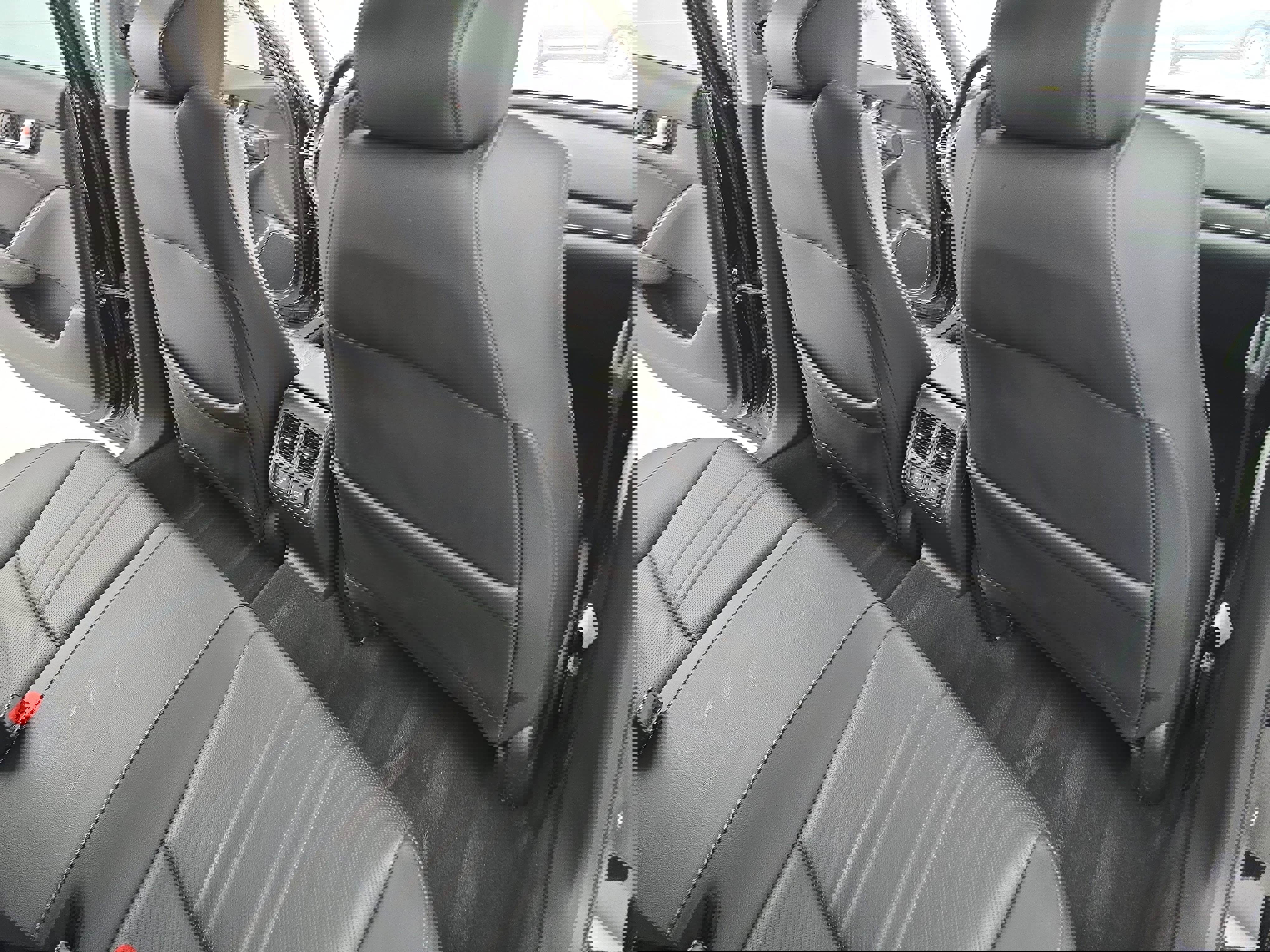 Used 2020 Honda Accord Touring image 11