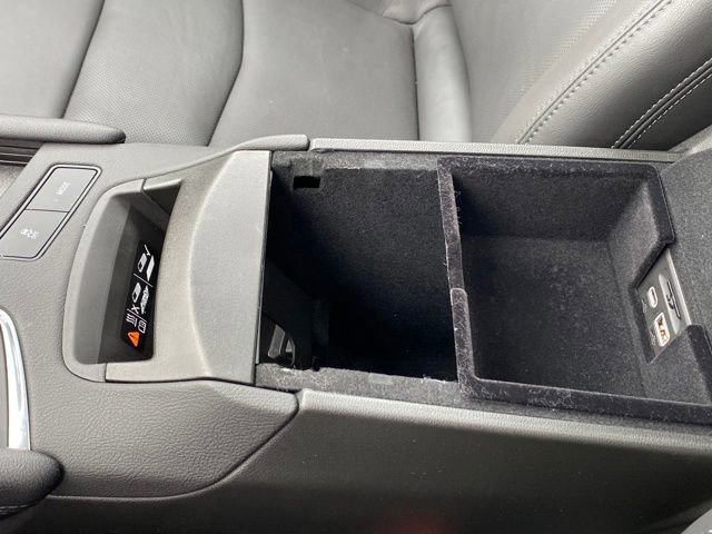 Used 2024 Cadillac XT6 Premium Luxury w/ LPO, Floor Liner Package image 15