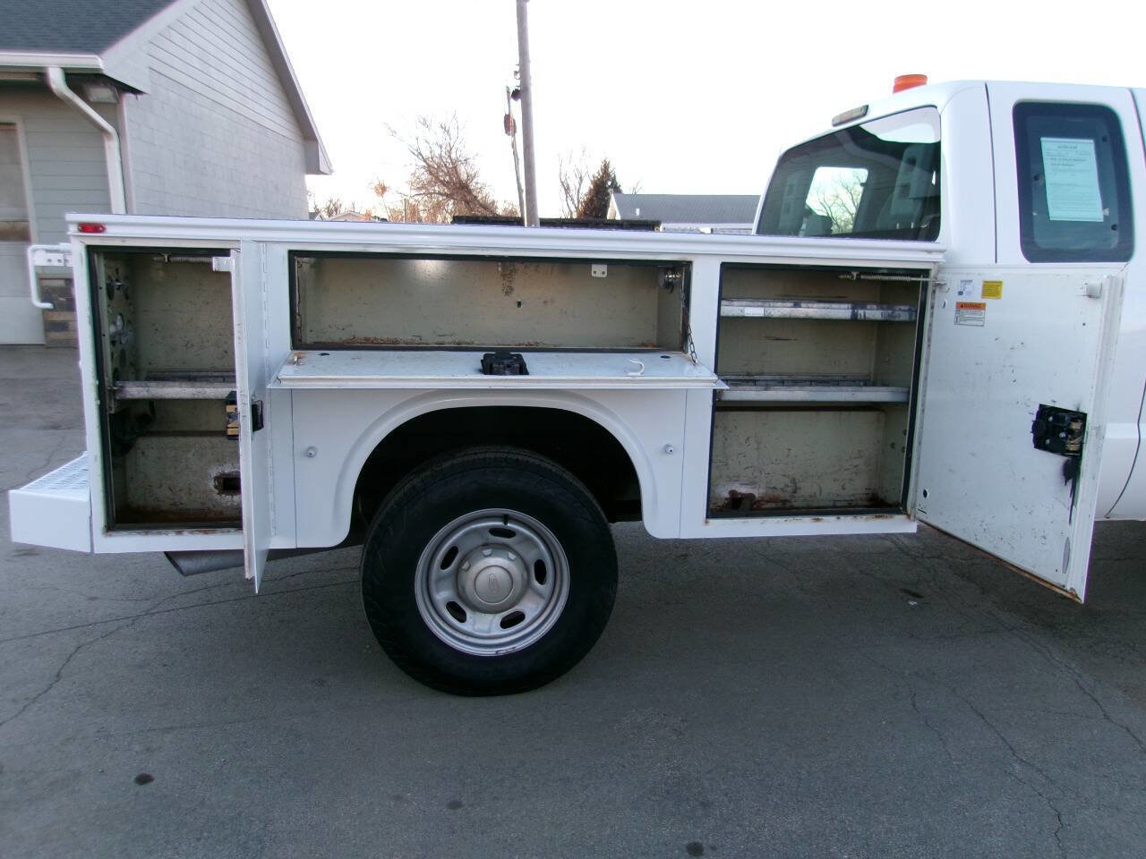 Used 2015 Ford F250 XL image 3