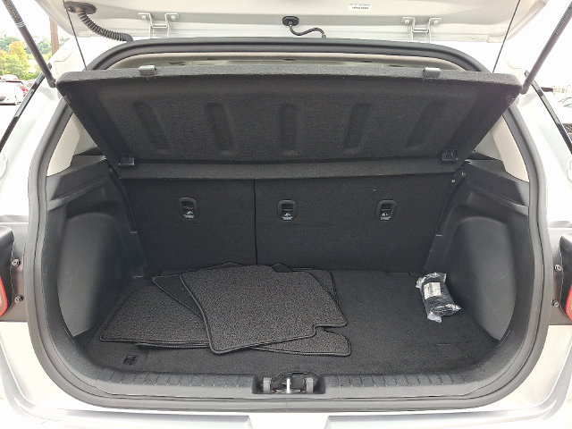 Certified 2026 Hyundai Venue SEL FWD image 28