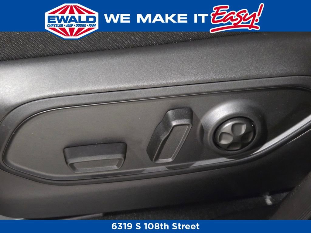 New 2025 Jeep Grand Cherokee Laredo X image 27