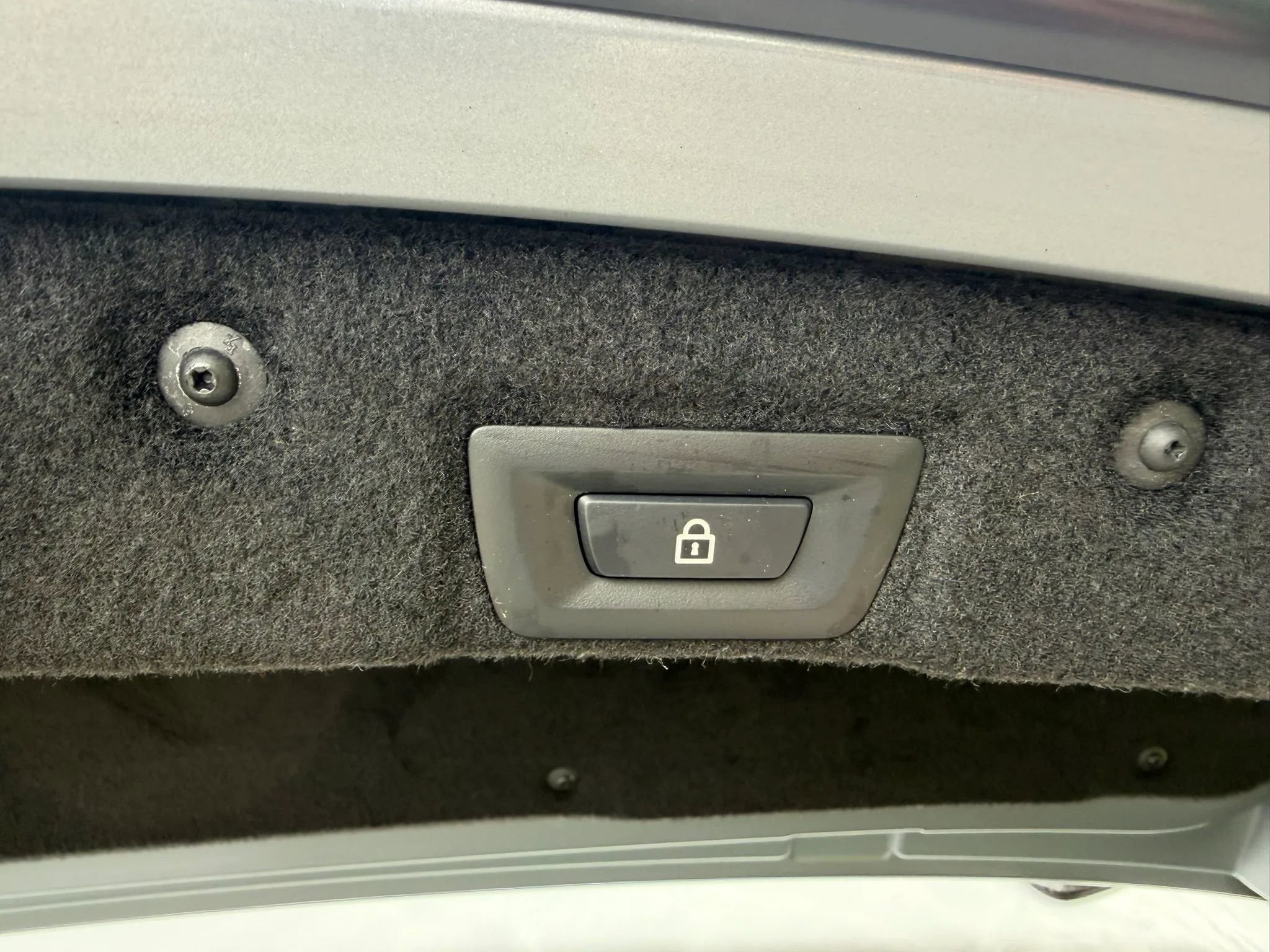 Used 2017 BMW 640i xDrive Convertible AWD/4WD image 18