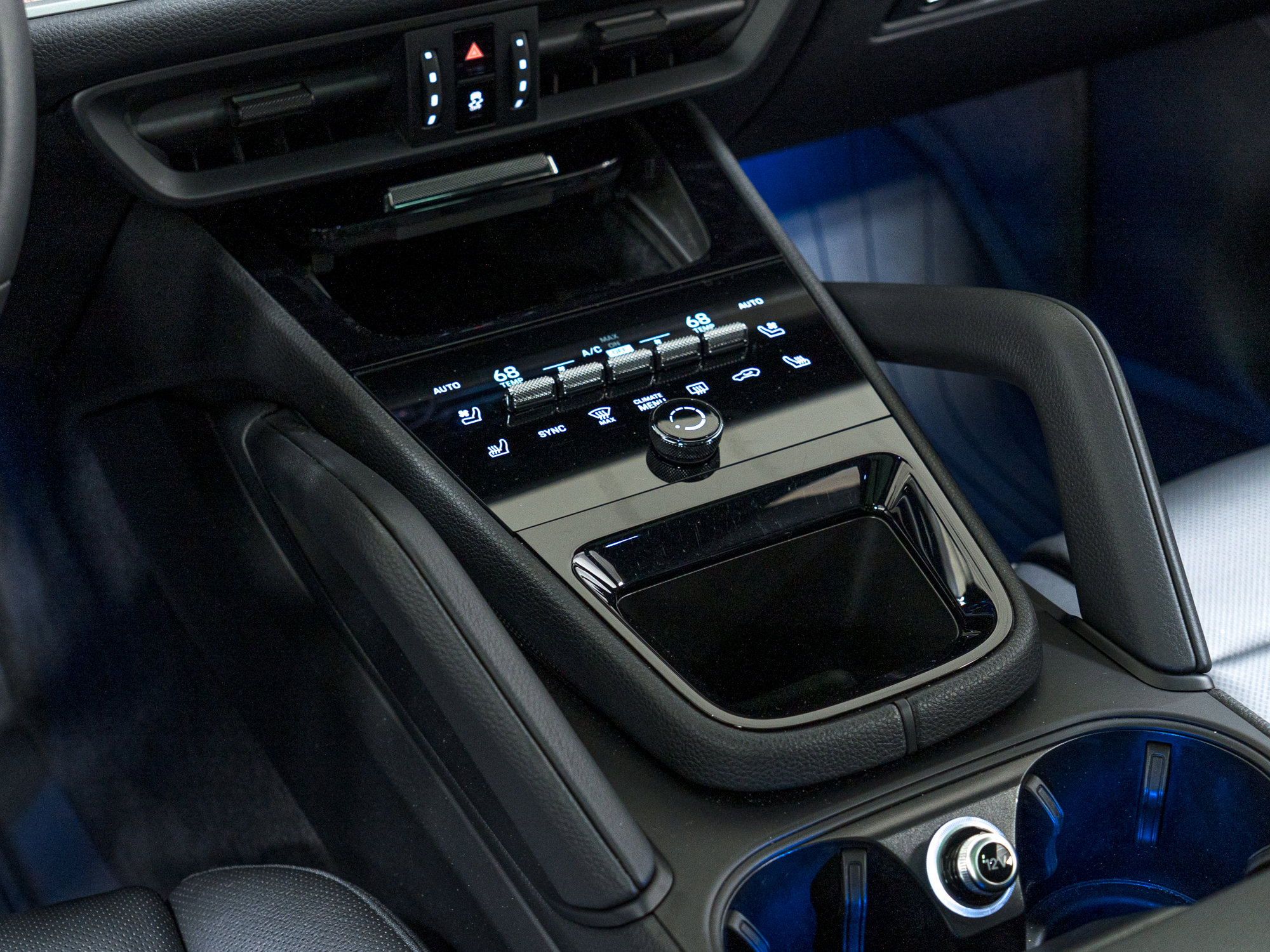 Certified 2025 Porsche Cayenne image 23