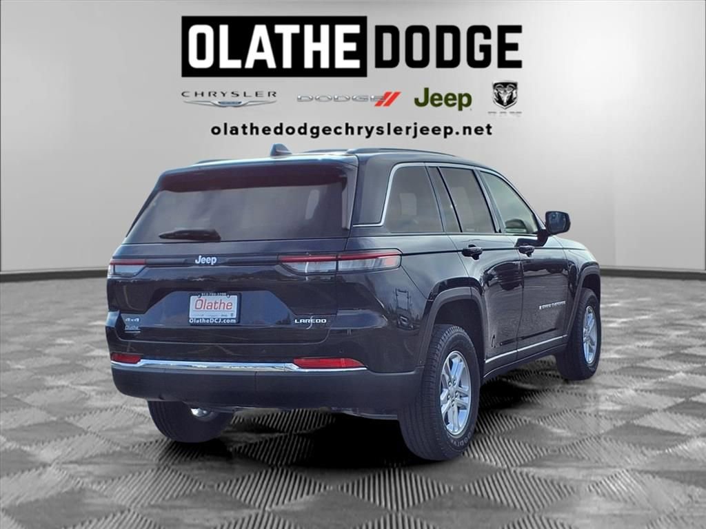New 2025 Jeep Grand Cherokee Laredo AWD/4WD image 24