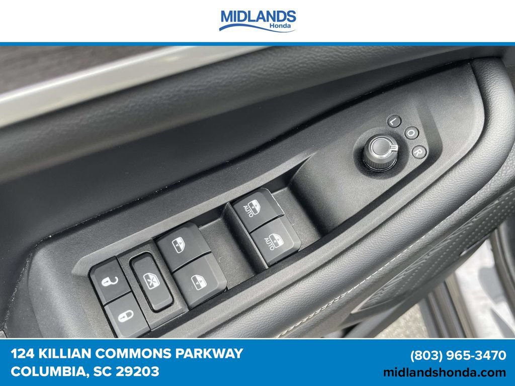 Used 2023 Jeep Grand Cherokee 4WD 4xe image 18