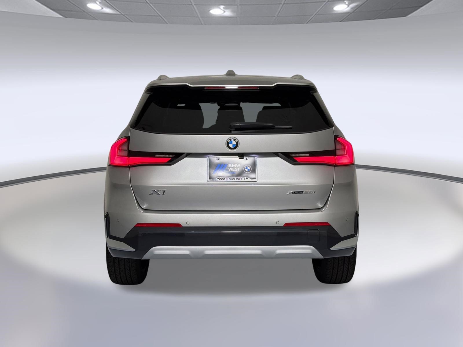New 2026 BMW X1 xDrive28i w/ Convenience Package AWD/4WD image 10