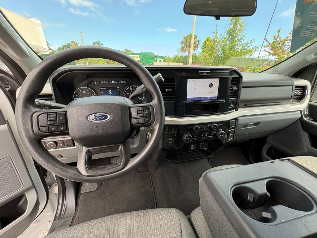 Certified 2025 Ford F250 XLT AWD/4WD image 8